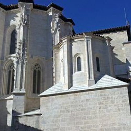 Iglesia de Sta María